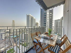 FAM Living - Spacious 3-Bedroom Apartment in Creek Gate with Stunning Views